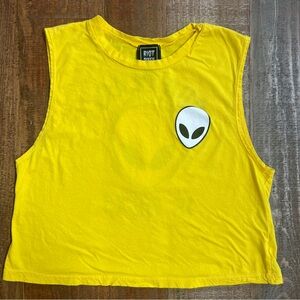 Riot Queen | Women’s Yellow Alien Cropped Muscle Tank | Size Large